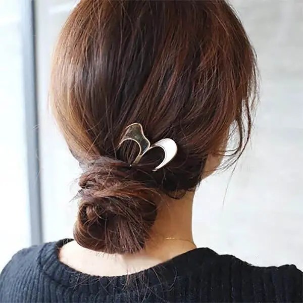 

1PC Hair Clips For Girls u-shaped Insert Comb Heart Geometry Shell Hair Comb Hairpin G0403