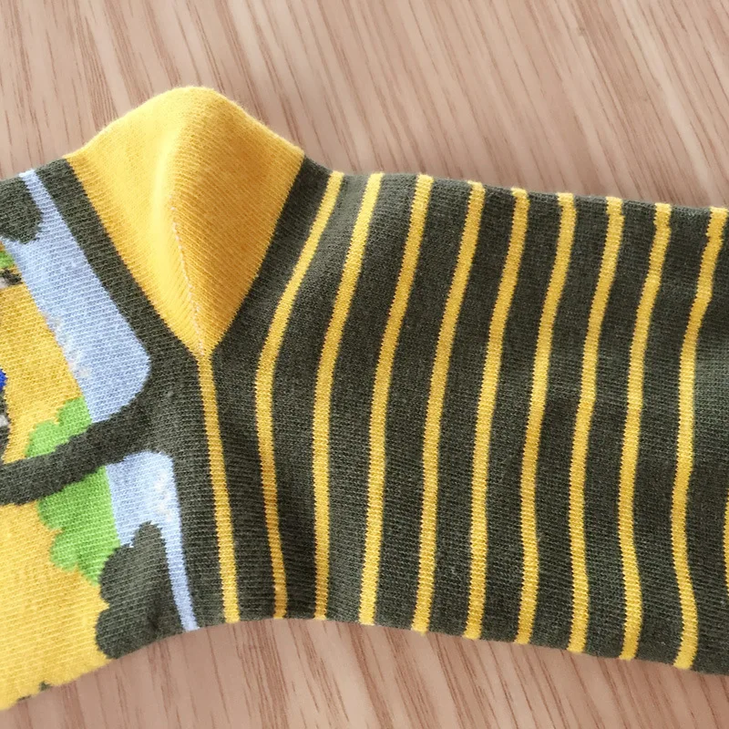 4 Pairs 2018 new Cute Women Japanese Hayao Miyazaki chinchilla socks Cartoon Animal Panda Print Ankle-High Socks 4 Pairs 2018 new Cute Women Japanese Hayao Miyazaki chinchilla socks Cartoon Animal Panda Print Ankle-High Socks