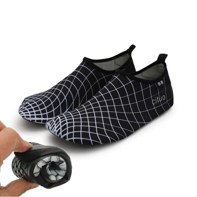 

Grid Pattern Quick-Dry Water Shoes Lightweight Anti-slip Swimming Aqua Socks Mutifunctional Barefoot For Beach Pool Surf Yoga