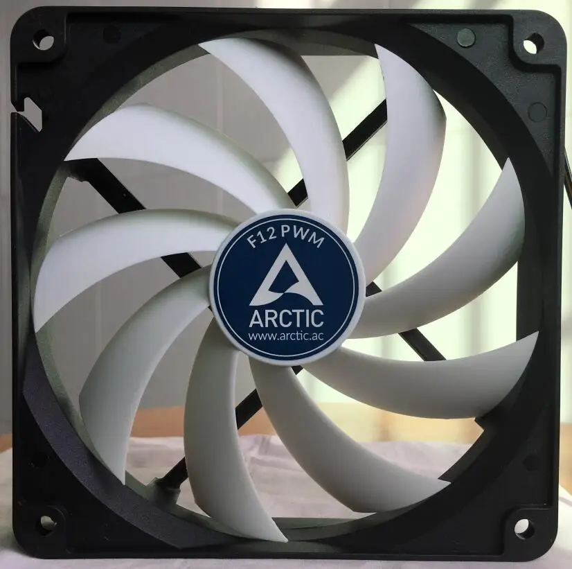Arctic f12 pwm 12 سنتيمتر 4pin 600-1350 دورة في الدقيقة التبريد هيكل cpu تبريد تبريد مروحة هادئة مروحة القطبي حالة مروحة Arctic f12 pwm 12 سنتيمتر 4pin 600-1350 دورة في الدقيقة التبريد هيكل cpu تبريد تبريد مروحة هادئة مروحة القطبي حالة مروحة