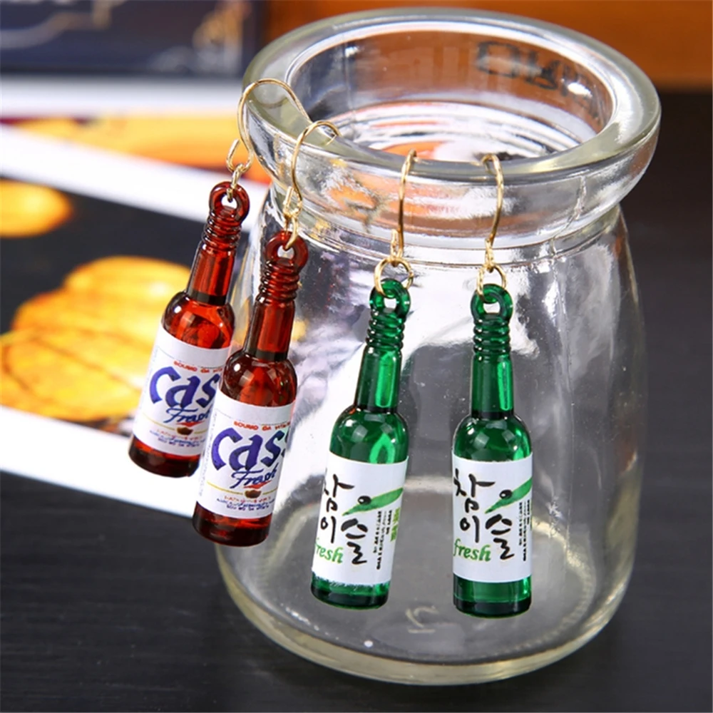 

Handmade Creative Cool Wishkey Beer Bottle Drop Earrings Funny Drinking Style Cartoon Transparent Bottle Dangle Earrings Jewelry