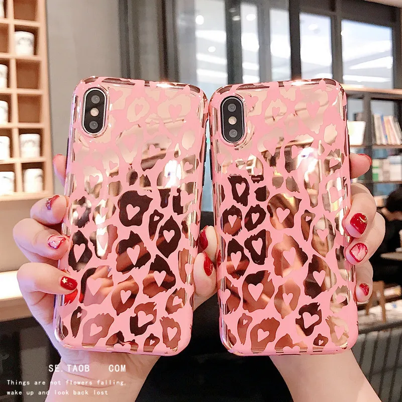 Luxury Leopard Print Phone Cases For iphone X XS Max XR Case Fashion Glossy Soft silicone Cover For iphone 8 7 6S 6 plus Capa Luxury Leopard Print Phone Cases For iphone X XS Max XR Case Fashion Glossy Soft silicone Cover For iphone 8 7 6S 6 plus Capa