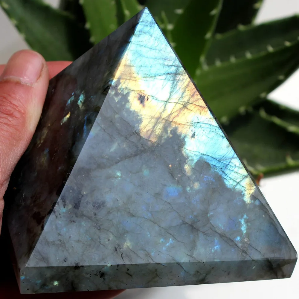

huij 00527 Natural labradorite Quartz Crystal Pyramid Healing China