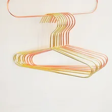 Percha de Metal Estilo nórdico para niños, ropa para perros, ropa para bebés, percha de almacenamiento de oro rosa, 50 piezas(China)