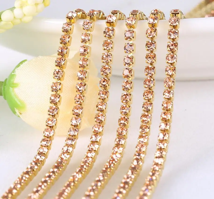 

10Yard/Lot Bling Peach Color Crystal Rhinestones Chain DIY Gold Base Claw Chain Rhinstone For Wedding Garment Art Decoration