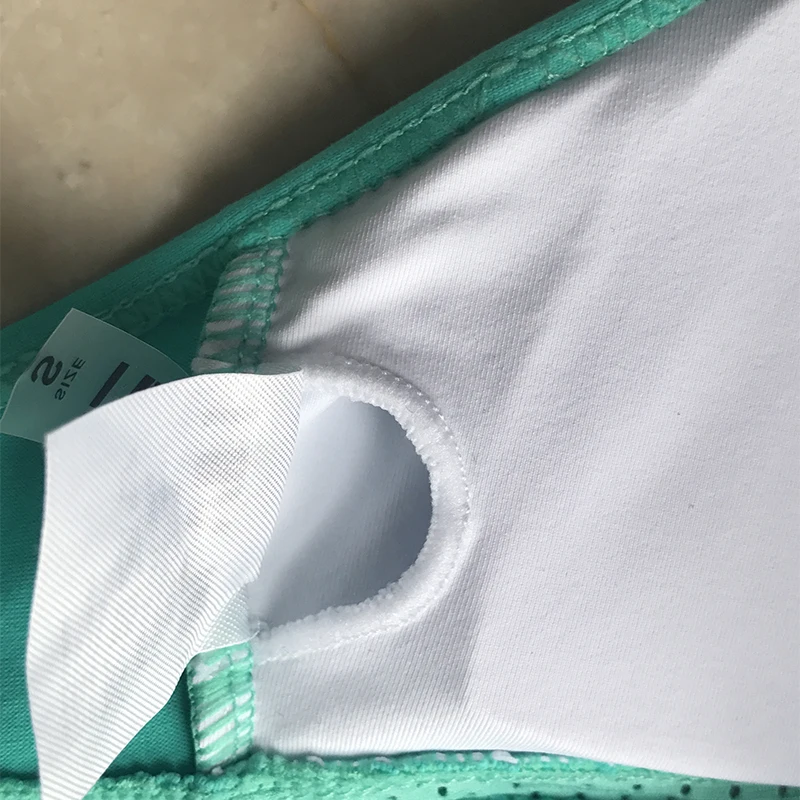 d (3)