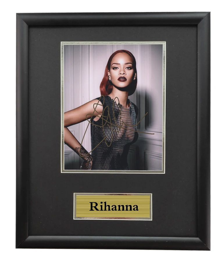 

Memorabilia come with SA COA Rihanna autographed signed Photo Framed