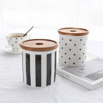 

Nordic simple ceramic trumpet cans spice storage bottles with wooden lid Fashion Gravy Boats