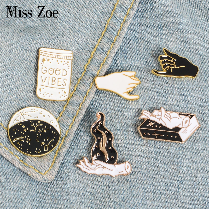 

Gold Black White Enamel Pin Gesture Witch Book Wizard Badge GOOD VIBES Brooch Lapel Pins Denim Jeans Shirt Bag Punk Jewelry Gift