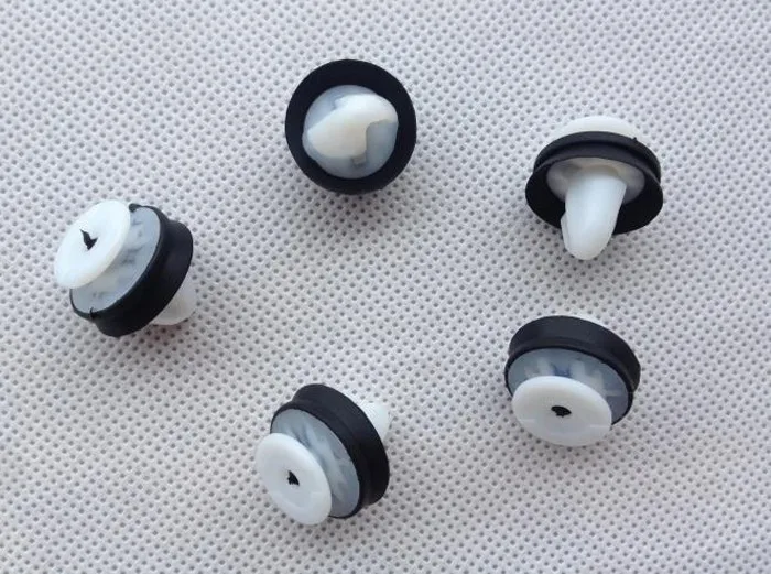 peugeot door clips (3)