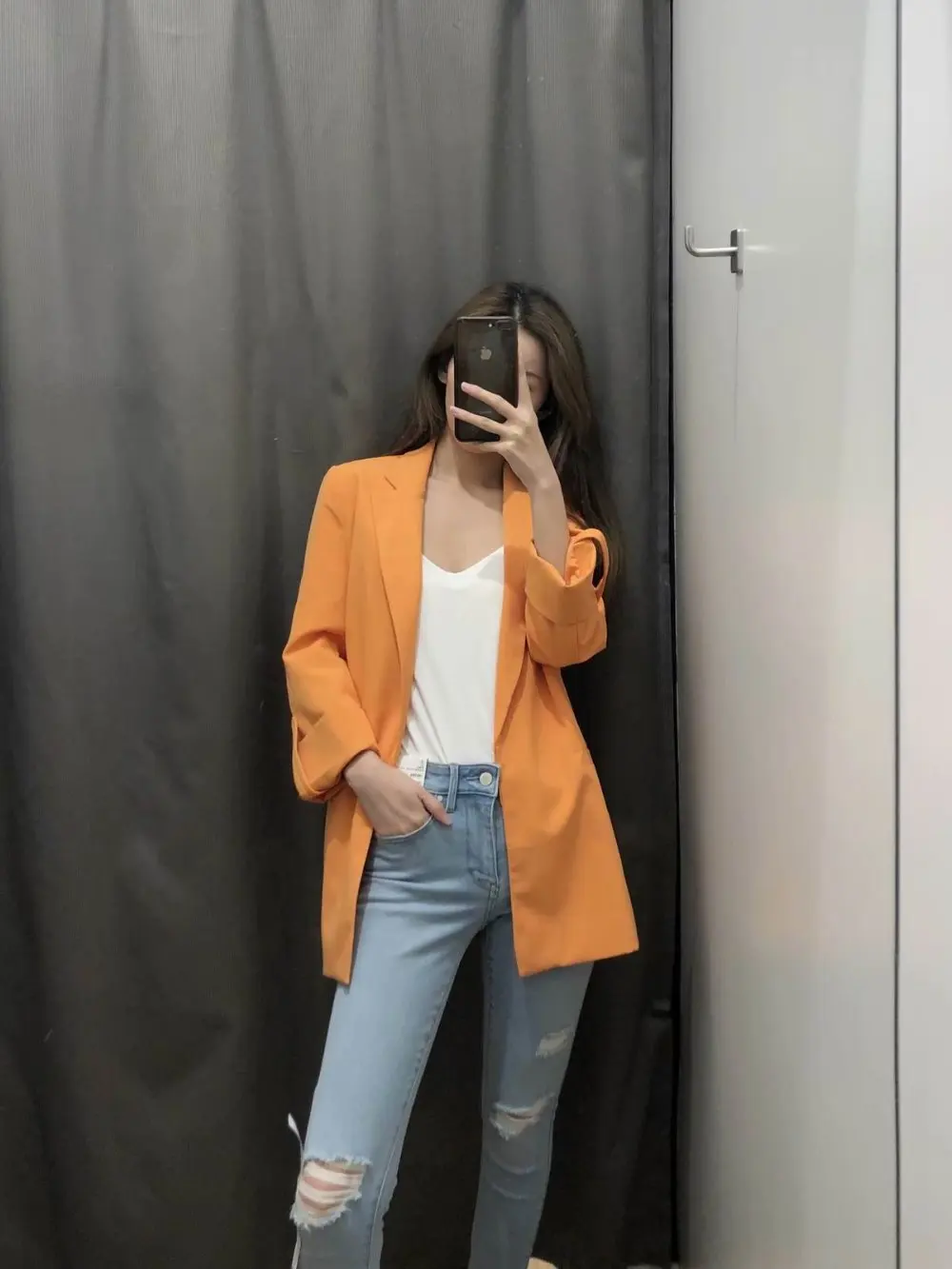  (17)
