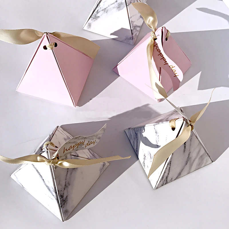 100 шт Пирамида мраморный стиль конфеты коробка со свадебными сувенирами аксессуары для вечеринки подарок коробка две стороны с лентой свадьбы Вечерние поставки