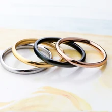 1 pieza caliente Simple Unisex alergia mujeres hombres aniversario sólido parejas anillos boda aleación suave titanio acero moda Jwelry regalo(China)