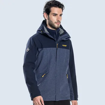 

New men's two piece suit three in 1 assault clothing windproof warm waterproof breathable mountaineering suit