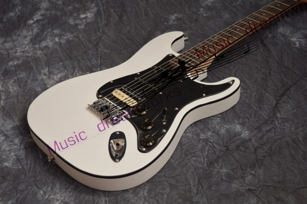 

China OEM firehawk guitar ST Electric Guitar The color and logo can be customized EMS Free shipping