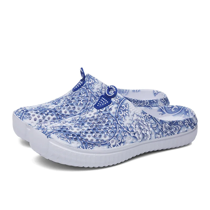

2009 New Summer Blue and White Porcelain Cave Shoes Slip-proof, Portable and Air-permeable Beach Shoes Tourist Half-slippers