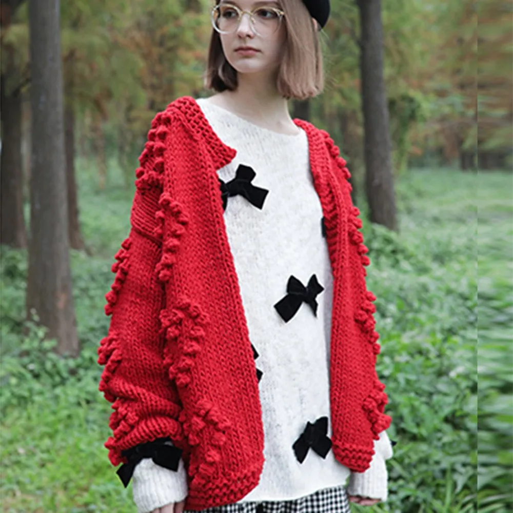 ladies white knitwear