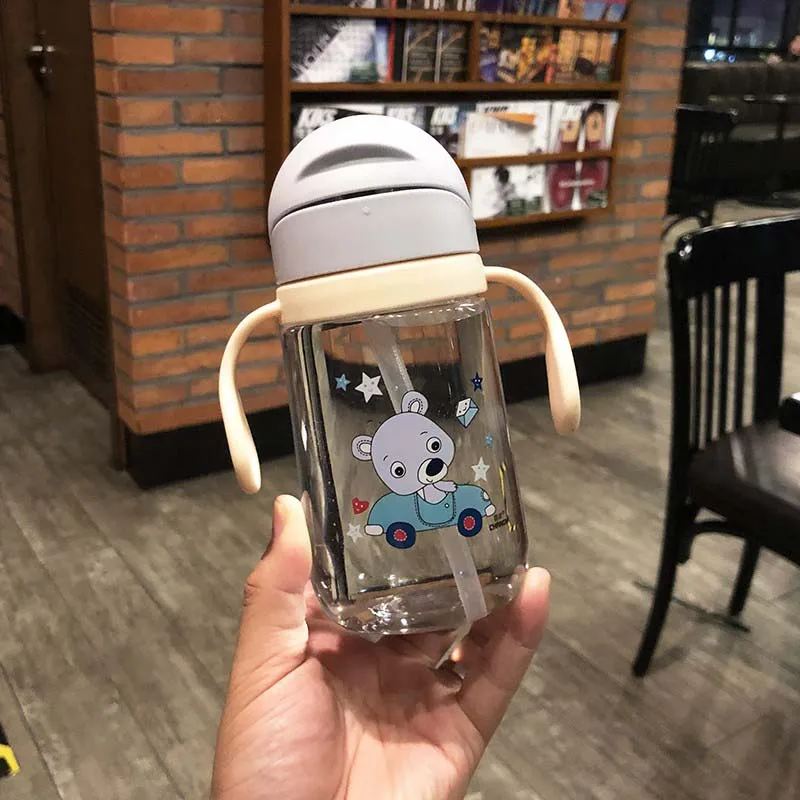 Hot 420ml Baby Learning Drinking Water Bottles Feeding Sippy Cup With Handles snd Strap Newborns Kids Cute Cartoon Leakproof Cup - Цвет: 420ml Handle Gray