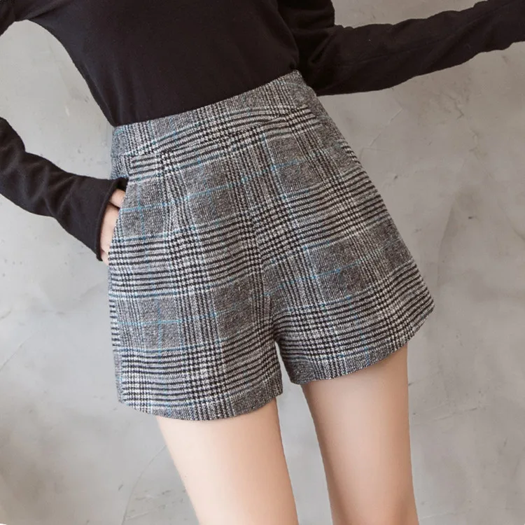 Vintage Plaid Shorts Women High Waist Shorts Fashion Pockets Straight Short Pants Autumn Winter Casual Slim Fit Wool Short - Цвет: Blue Plaid