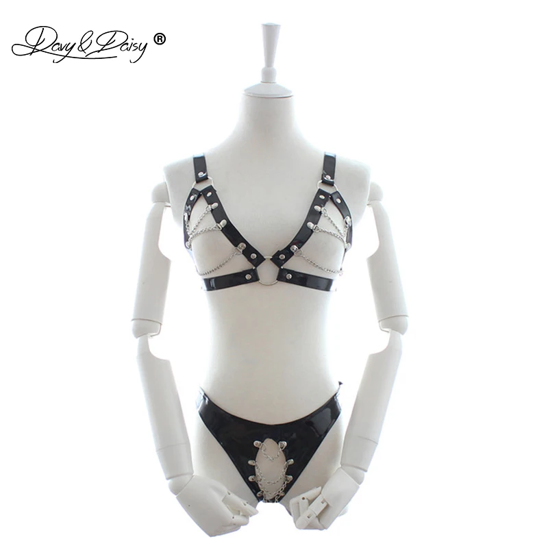 

DAVYDAISY Women Sexy Bra Metal Chain Open Bust Bralette Tops PU Leather Open Crotch Panties Sexy Lingerie Exotic Sets SE507