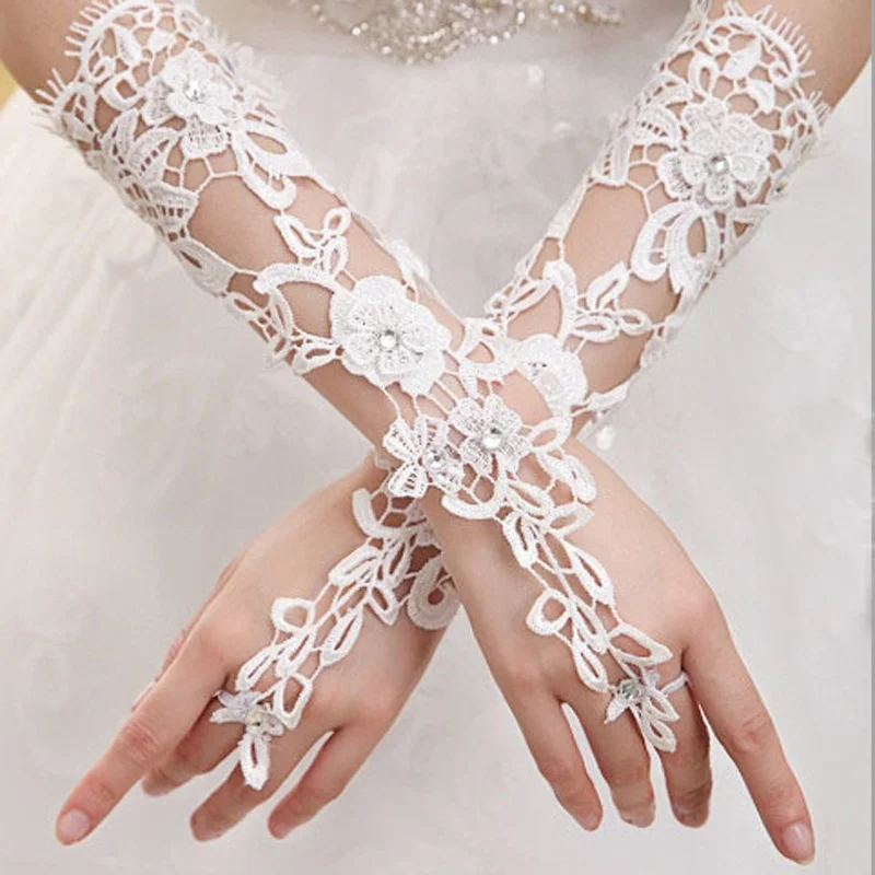 Новые белые декоративные перчатки для выпускного вечера, сексуальные кружевные цветочные стразы, перчатки без пальцев, красивые вечерние перчатки хорошего качества