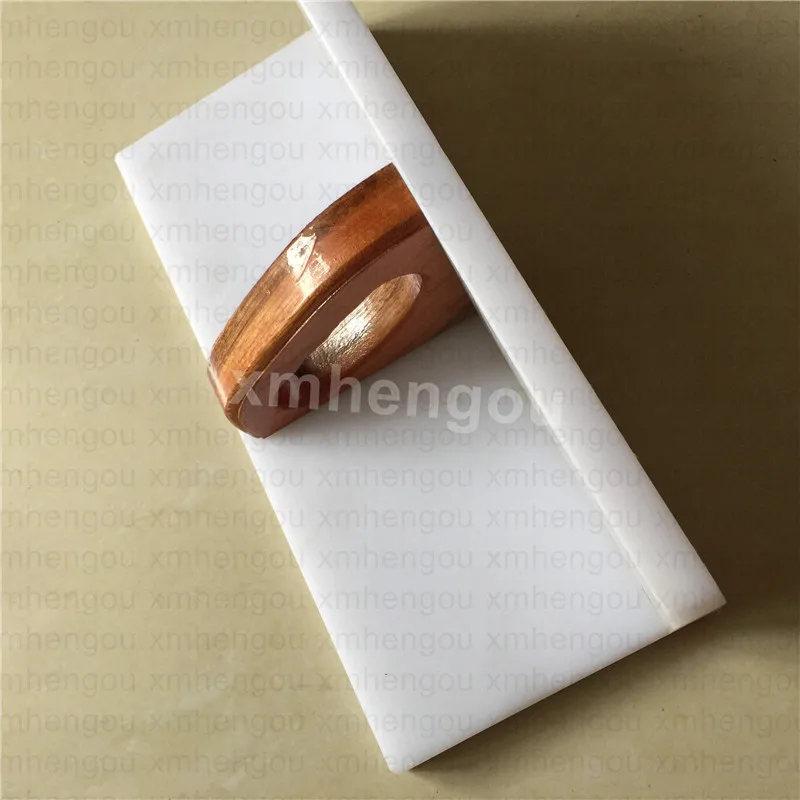 

2 Pieces high quality Polar machine 920 1300 paper cutting machine parts PP nylon Plastic Push board size 300x124x104mm