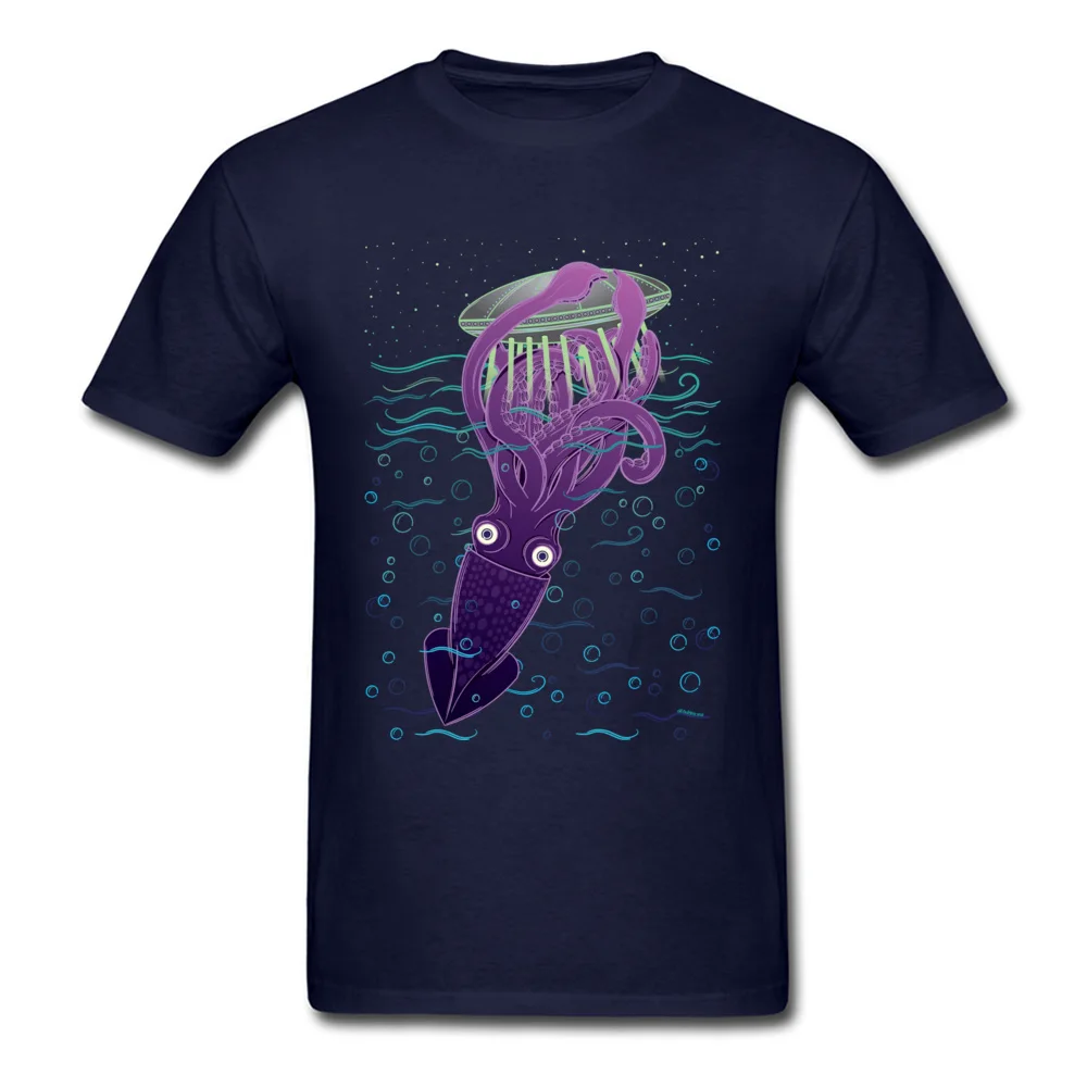 2018 Discount Men's T Shirt Giant Squid Vs. UFO Summer Tops Shirt 100% Cotton Fabric Short Sleeve Print T Shirt O Neck Giant Squid Vs. UFO navy