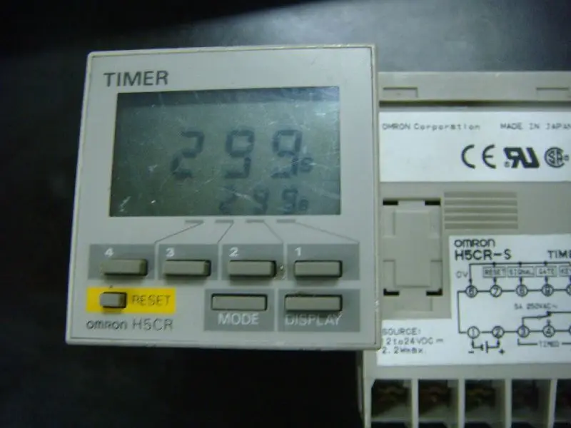 

[SA] Original spot! Genuine OMRON OMRON time relay 8-9 H5CR-S into a new kind --5pcs/lot