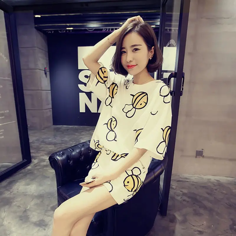 

Summer Breathable cozy sleepwear Suit Women's Casual Pajamas Sets animal \"bee\" printing Round Neck Short sleeve Pyjamas