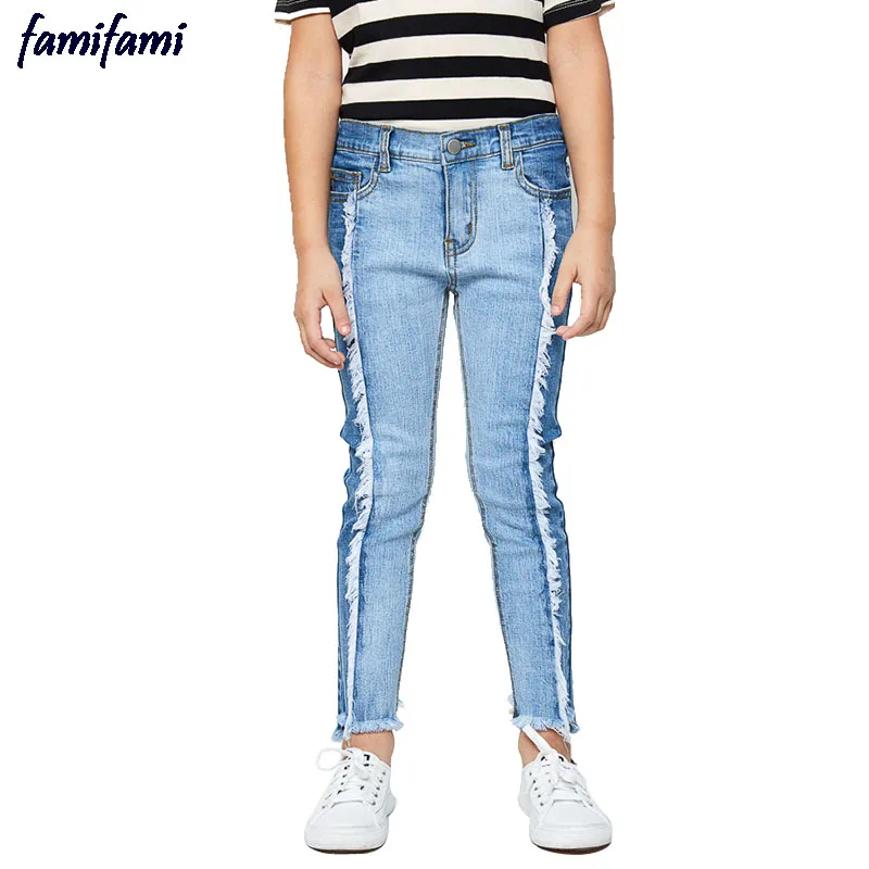 Juniors' Clothing Try a dark-washed pair of juniors' plus jeans for a casual night out. Go with a neutral faded blue to create a simple statement for the first day of school. Match them .
