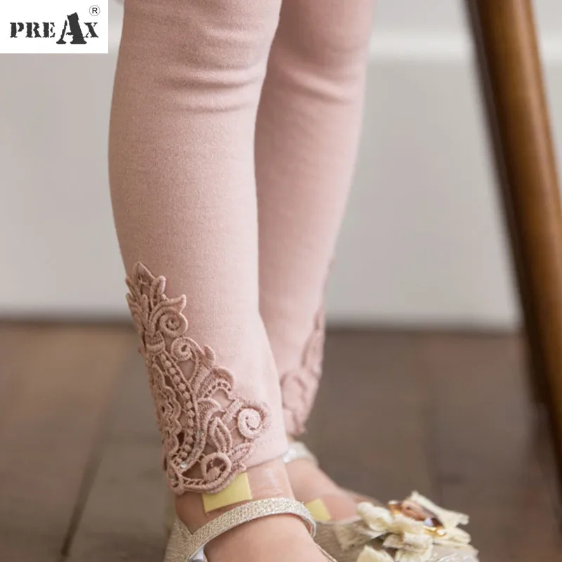 

Girl Leggings 2018 New Flower Pants Princess Children Clothing Cotton Comfortable Leggings Kids Trousers Pink White Casual Pant