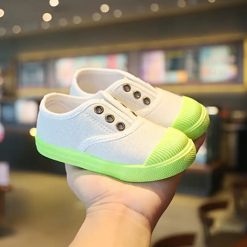 infant white tennis shoes