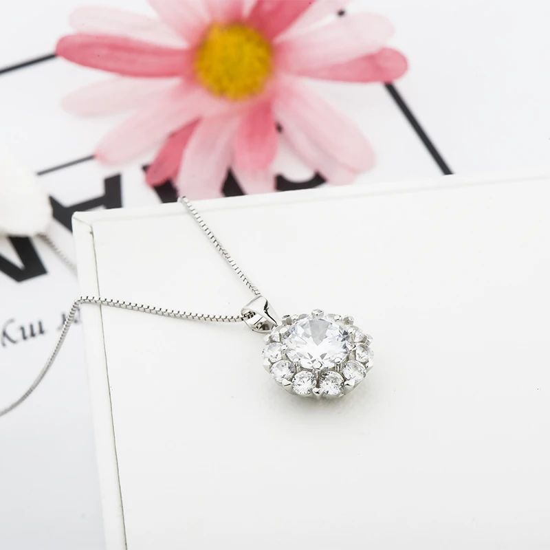 Sterling Silver Sunflower Pendant Necklace Zircon Diamond High Quality Jewelry Pendant for Women 18K White Gold Plated with Box