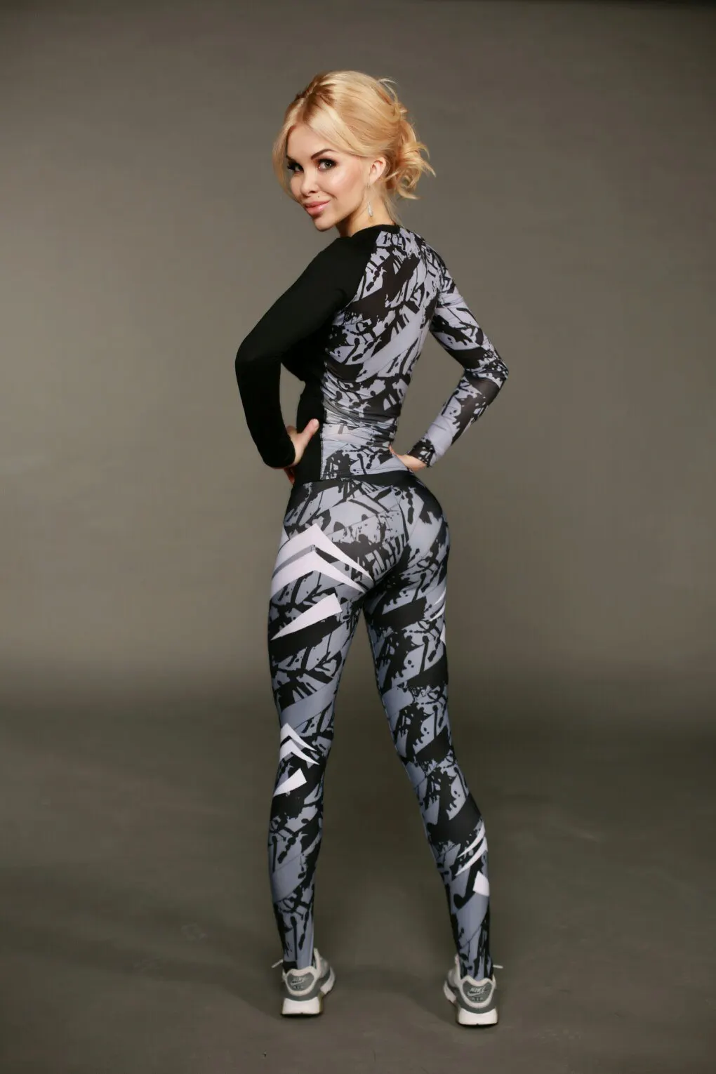PENERAN Для женщин спортивный костюм для фитнеса тренажерный зал женщина спортивная Йога набор камуфляжная одежда женские кроссовки комплект для бега XL