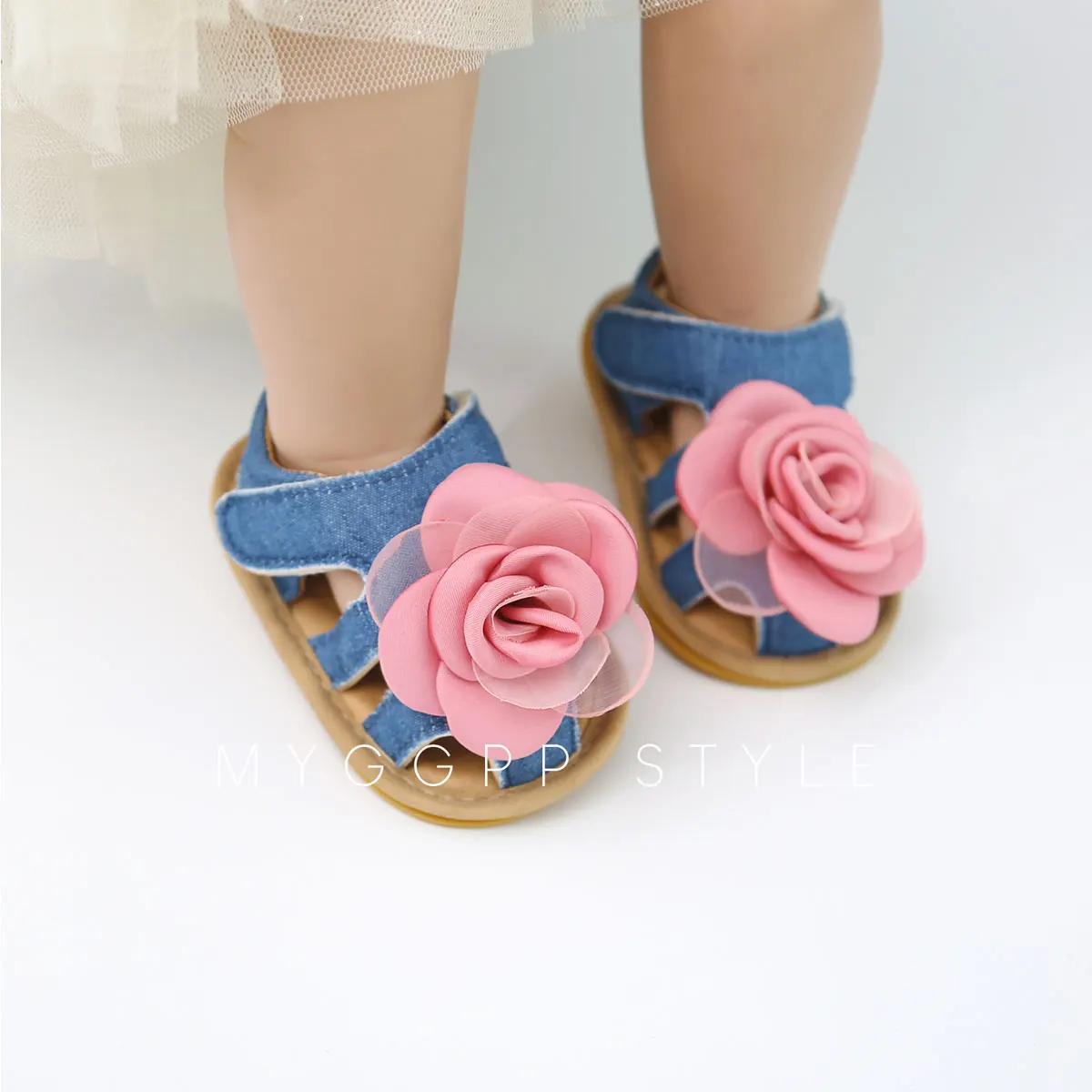 Новинка; летняя детская обувь; коллекция года; модные милые детские сандалии из джинсовой ткани для девочек; дышащая открытая обувь с бантом для малышей
