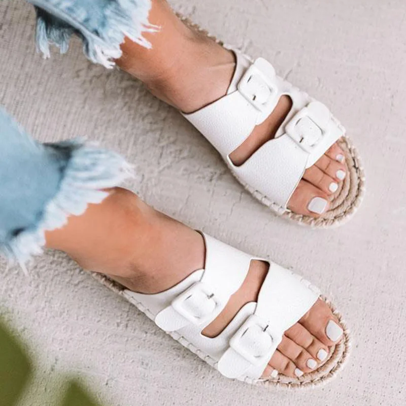 

Women Sandals Fashion Women Slipper Female Crystal Flat Summer Shoes Rhinestone Thick Bottom Bling Beach Slides