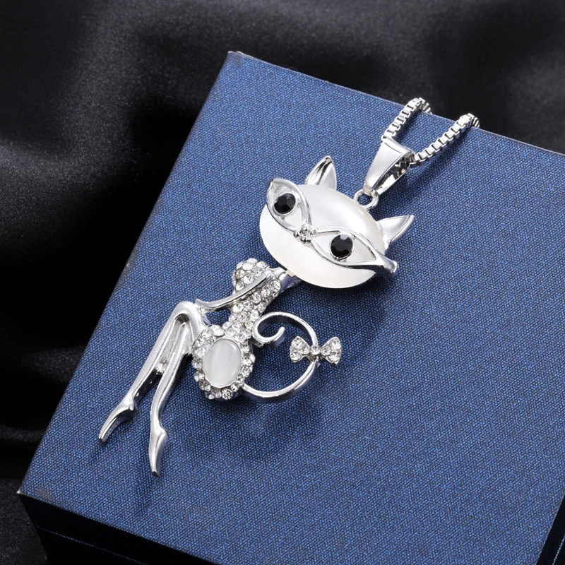 

MINHIN Fashion Cat Design Statement Necklace For Women Silver Chain Long Necklace Sweater Chains New Jewelry