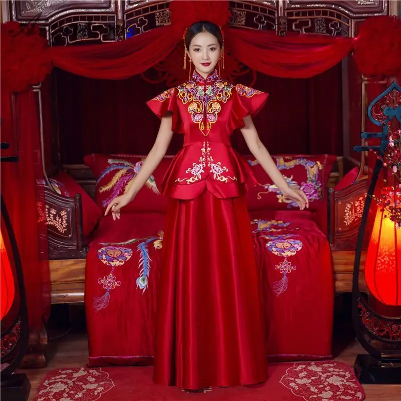 

Embroidery Red Flare Sleeve Chinese Traditional Wedding Qipao China Evening Gowns Women Long Cheongsam Dress Bride Traditions