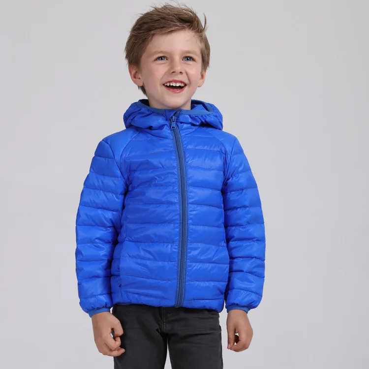 Новая детская куртка куртка глянцевого цвета куртка с капюшоном зимняя куртка