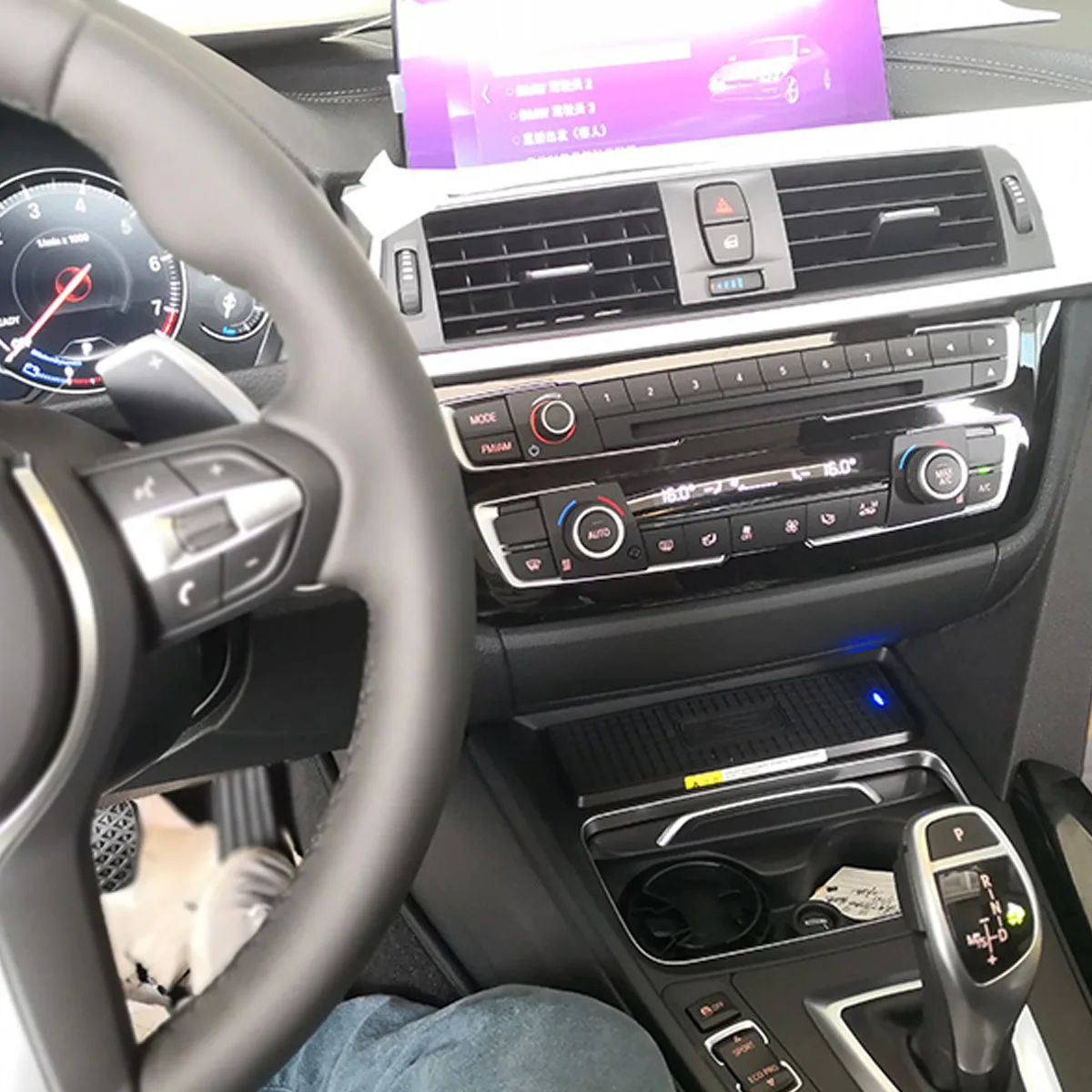 Автомобильный 10 Вт Qi беспроводной Чехол для быстрой зарядки зарядная панель автомобильное зарядное устройство держатель телефона для BMW 3 серии 14-18 для iPhone 8/X/XSmax
