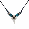 Collier avec pendentif en forme de requin pour surfeur, pendentif en forme de dents de requin, choix de la couleur des perles ► Photo 3/6