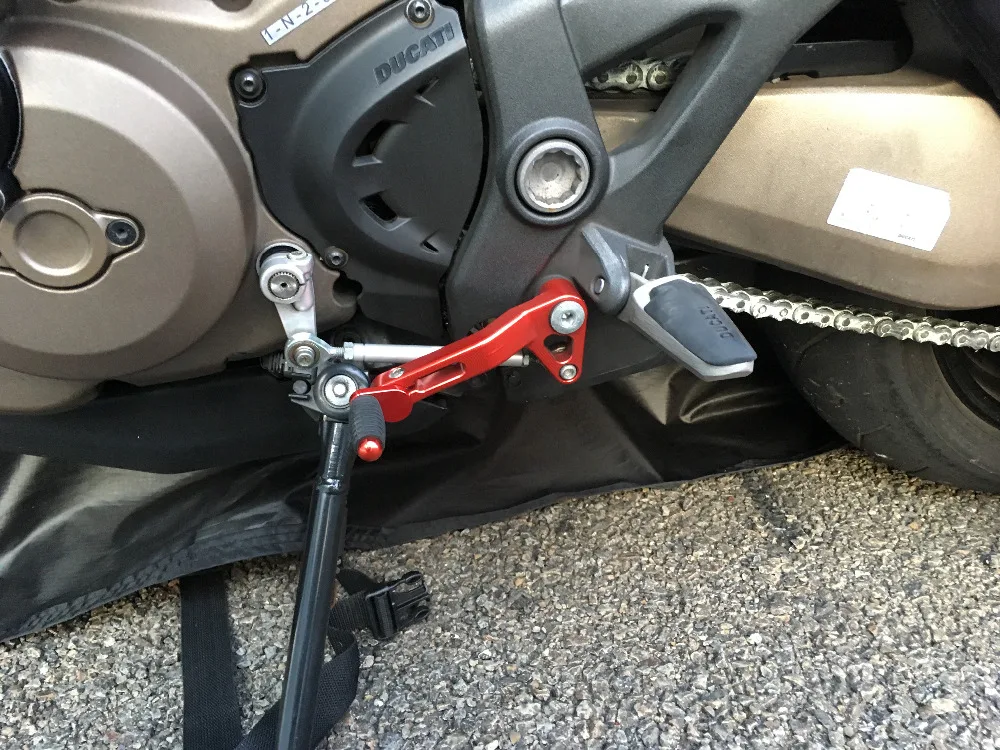Ducati Monster 821 Stripe 2015 (1)