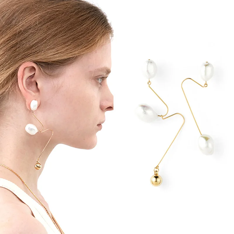 

WKOUD EAM Jewelry / 2018 New Fashion Temperament Asymmetric Freshwater Pearl Earrings Women's Accessories S#R85908
