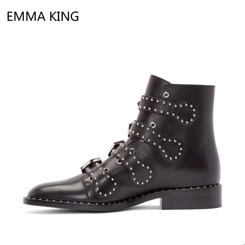 

Black Ankle Boots For Women Rivets Motorcycle Boots Flats Female Shoes Leather Round Toe Buckles Low Heeled Booties Ladies Shoes
