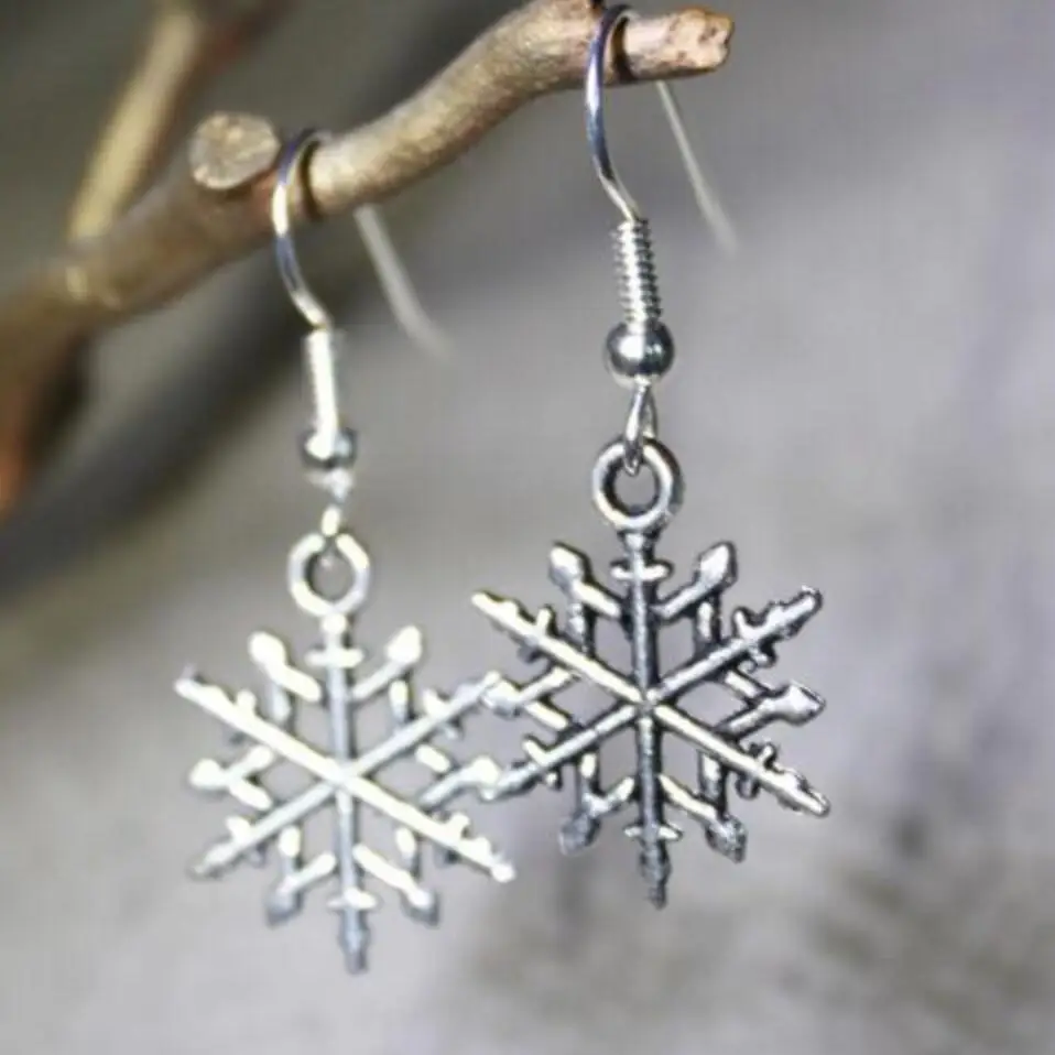 

Vintage Silver Bijoux Snowflake Hand Drop Earrings For Women Newest Fashion Jewelry Dangle Earrings Statement Earrings Girls