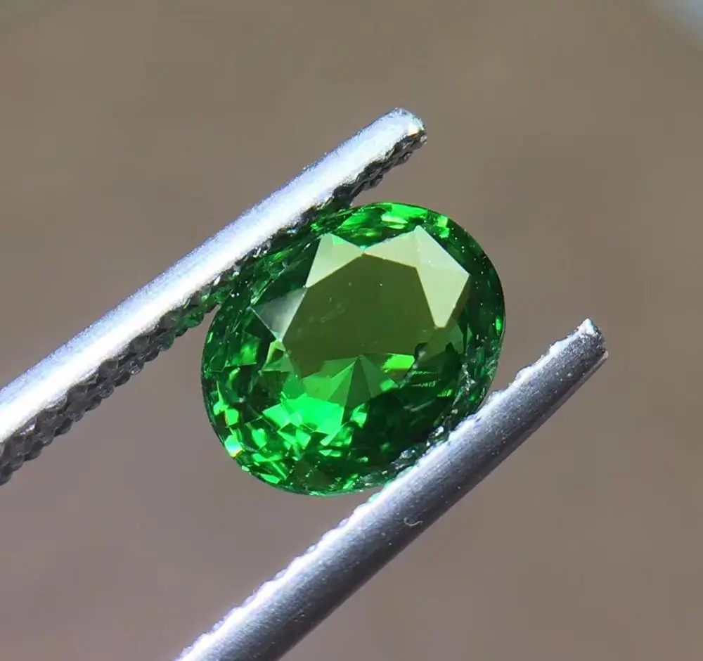 

Tsavorite Gemstone 100% Natural Green Tsavorite Loose Gemstones 1.47ct Loose Stones for Jewelry Making
