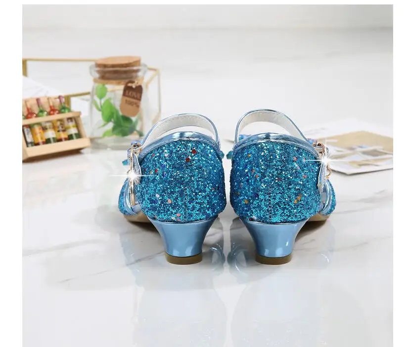 girls sandals (160)