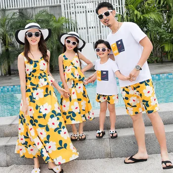 

Family matching clothes father mother daughter son mommy and me korean beach dress tshirts pants couple family look outfits 74