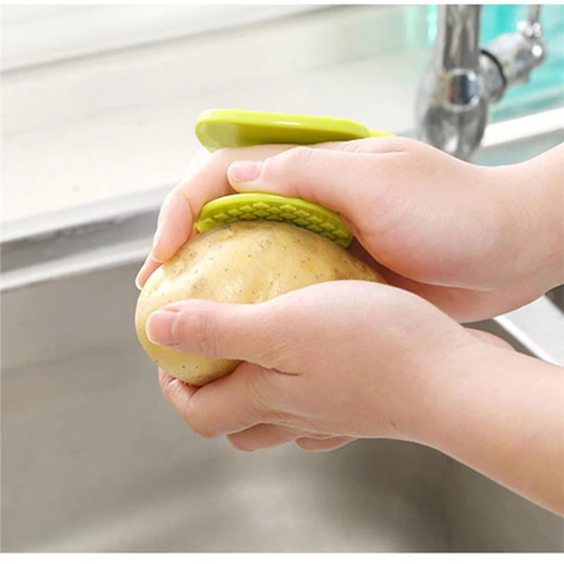 2018 New Multifunction Kitchen Vegetable Brush Potato Scrubber Easy Cleaning Tool safe easy to clean hot sale C0202             5
