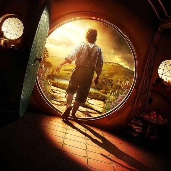 The Hobbit: An Unexpected Journey Movie Poster (27 x 40)